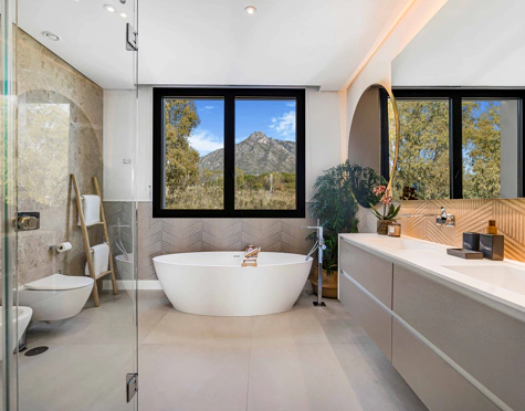 Villa for sale in Marbella Golden Mile