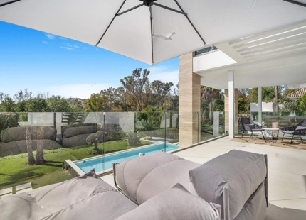 STUNNING LUXURY 6-BEDROOM VILLA FOR SALE IN MARBELLA'S GOLDEN MILE