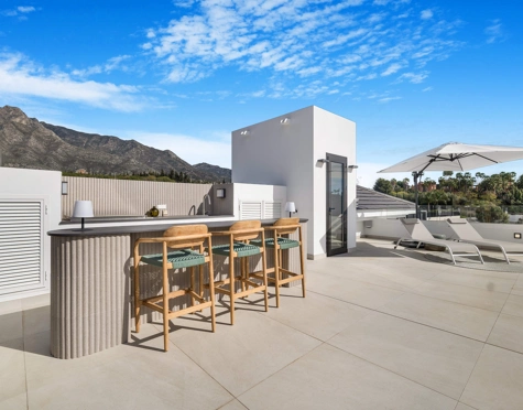 Villa for sale in Marbella Golden Mile