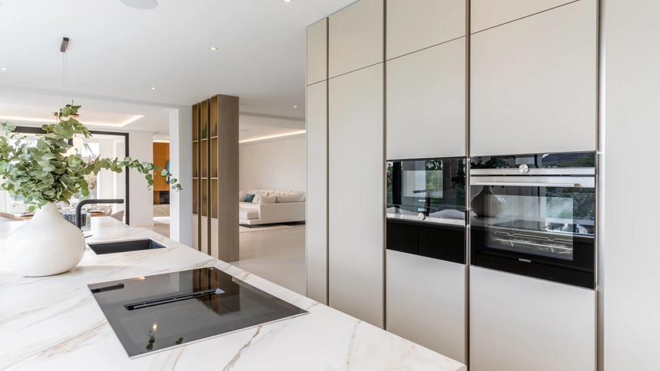 Villa for sale in Marbesa, Marbella East