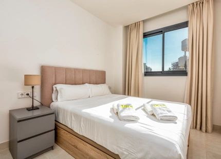 Modern apartment in Reserva del Higueron.