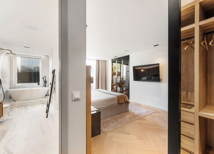EXCEPTIONAL 4-BEDROOM TOWNHOUSE FOR SALE IN MARBELLA'S GOLDEN MILE