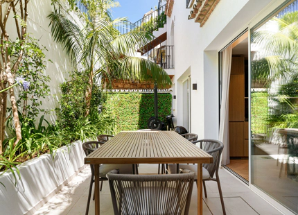 EXCEPTIONAL 4-BEDROOM TOWNHOUSE FOR SALE IN MARBELLA'S GOLDEN MILE