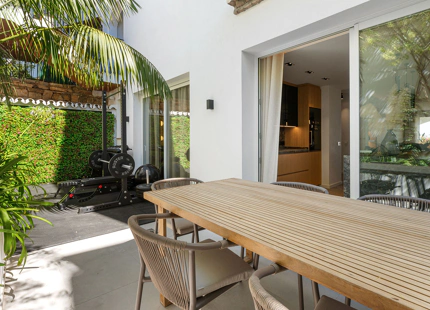 EXCEPTIONAL 4-BEDROOM TOWNHOUSE FOR SALE IN MARBELLA'S GOLDEN MILE