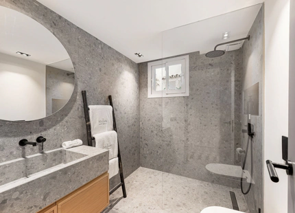 EXCEPTIONAL 4-BEDROOM TOWNHOUSE FOR SALE IN MARBELLA'S GOLDEN MILE