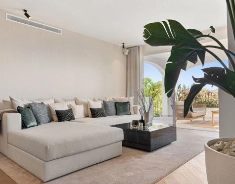 Town House for sale in Club Sierra, Marbella Golden Mile