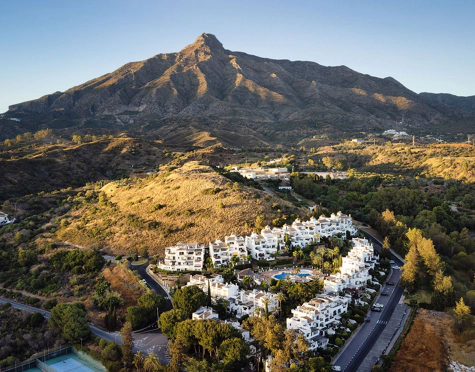 Town House for sale in Club Sierra, Marbella Golden Mile