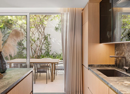 EXCEPTIONAL 4-BEDROOM TOWNHOUSE FOR SALE IN MARBELLA'S GOLDEN MILE