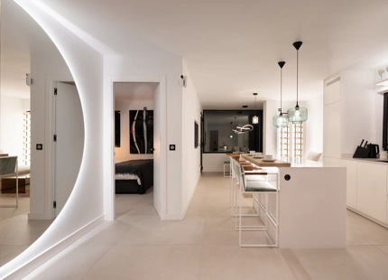 ÁTICO ELEGANTE DE 3 DORMITORIOS CON ESPECTACULAR TERRAZA EN LA AZOTEA EN NUEVA ANDALUCÍA