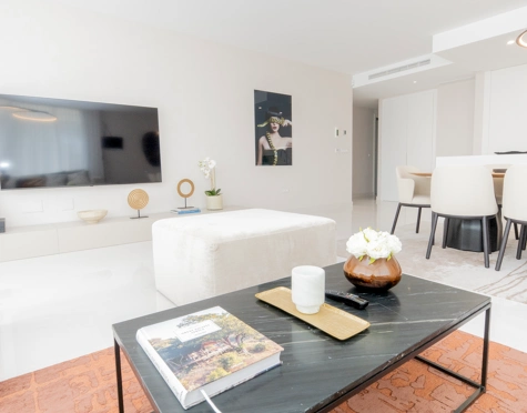Apartamento en venta en Cataleya, Estepona East