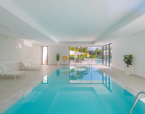 Apartamento en venta en Cataleya, Estepona East