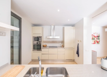 CHARMING GROUND FLOOR APARTMENT FOR SALE IN MARBELLA'S GOLDEN MILE