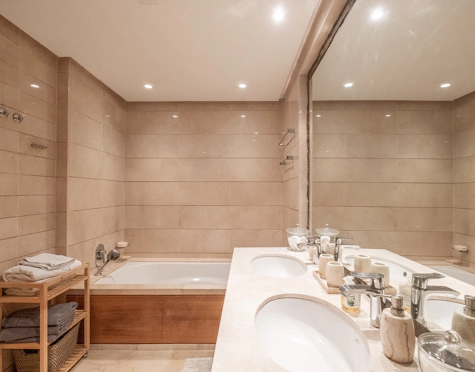 Ground Floor Apartment for sale in Imara, Marbella Golden Mile