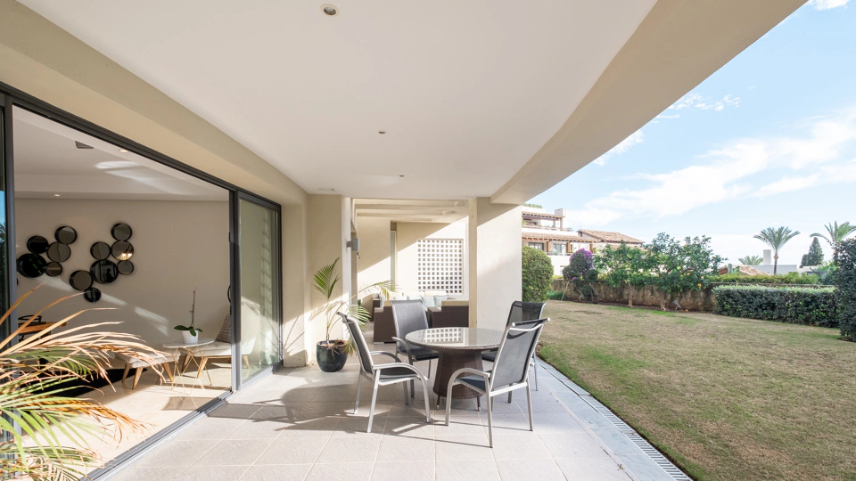 Ground Floor Apartment for sale in Imara, Marbella Golden Mile