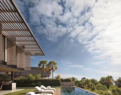 Villa for sale in La Cerquilla, Nueva Andalucia