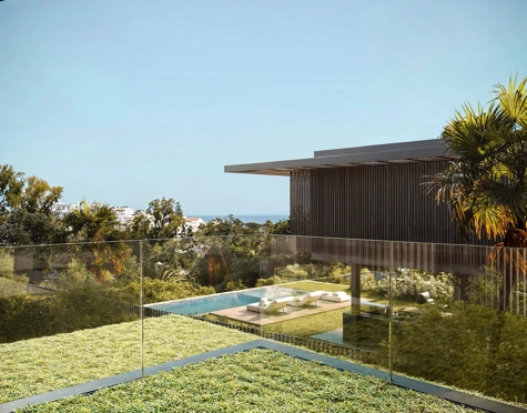 Villa for sale in La Cerquilla, Nueva Andalucia