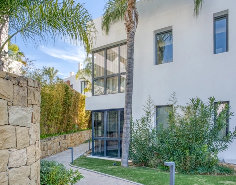 Ground Floor Duplex for sale in Reserva de Sierra Blanca, Marbella Golden Mile