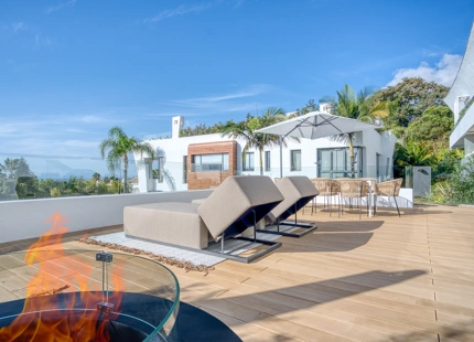 EXQUISITO DÚPLEX EN PLANTA BAJA DE 4 DORMITORIOS EN RESERVA DE SIERRA BLANCA