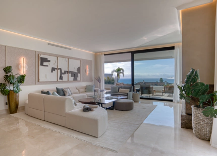 EXQUISITO DÚPLEX EN PLANTA BAJA DE 4 DORMITORIOS EN RESERVA DE SIERRA BLANCA
