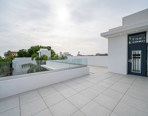 Villa en venta en Rio Verde, Marbella Golden Mile