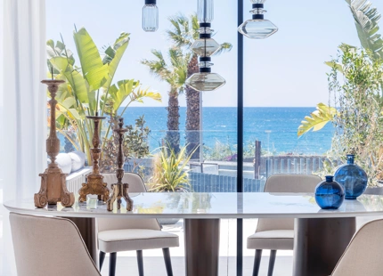 EXQUISITE 3-BEDROOM BEACHFRONT APARTMENT FOR SALE IN ESTEPONA