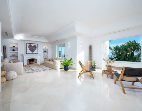 Villa for sale in Los Altos de los Monteros, Marbella Este