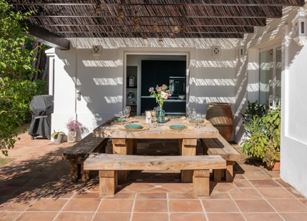 STUNNING 6-BEDROOM VILLA FOR SALE IN LOS ALTOS DE LOS MONTEROS