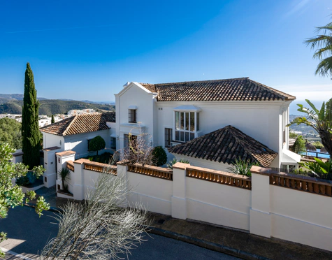 Villa for sale in Los Altos de los Monteros, Marbella Este
