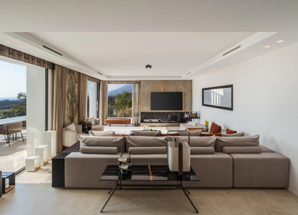 EXCEPTIONAL LUXURY VILLA FOR SALE IN EL ROSARIO, BENAHAVÍS