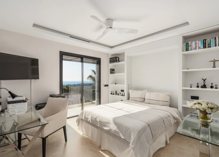 EXCEPTIONAL LUXURY VILLA FOR SALE IN EL ROSARIO, BENAHAVÍS