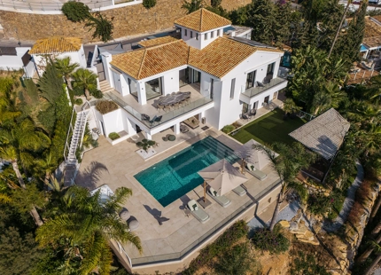 EXCEPTIONAL LUXURY VILLA FOR SALE IN EL ROSARIO, BENAHAVÍS