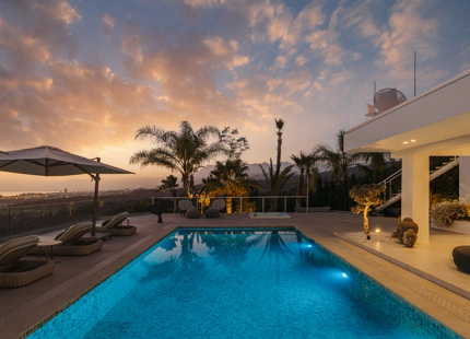 EXCEPTIONAL LUXURY VILLA FOR SALE IN EL ROSARIO, BENAHAVÍS