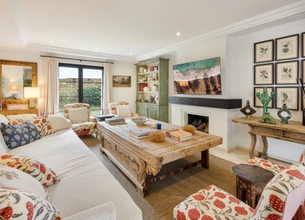 ELEGANT FRONTLINE GOLF VILLA FOR SALE IN LA QUINTA, BENAHAVÍS