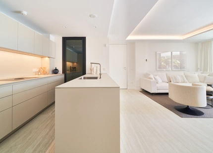 LUXURY 2-BEDROOM APARTMENT FOR SALE IN ESTEPONA