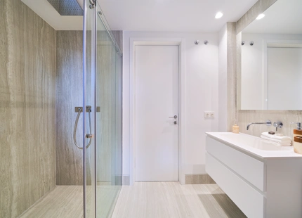 LUXURY 2-BEDROOM APARTMENT FOR SALE IN ESTEPONA