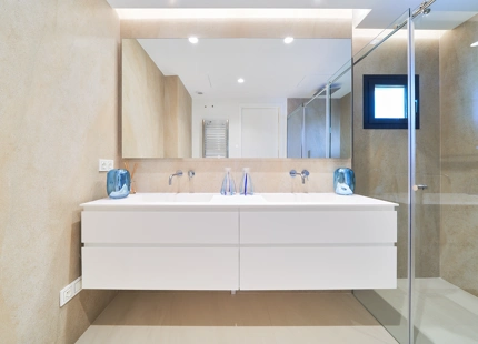 LUXURY 2-BEDROOM APARTMENT FOR SALE IN ESTEPONA