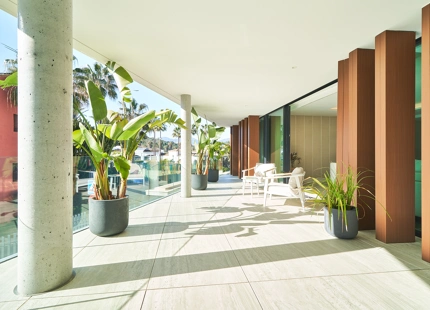 LUXURY 2-BEDROOM APARTMENT FOR SALE IN ESTEPONA