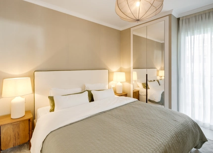 ÁTICO DUPLEX DE LUJO EN VENTA CON VISTAS IMPRESIONANTES EN NAGÜELES