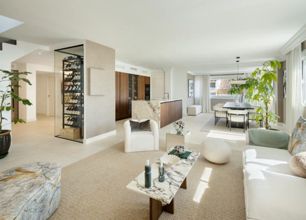 ÁTICO DUPLEX DE LUJO EN VENTA CON VISTAS IMPRESIONANTES EN NAGÜELES