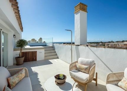 ÁTICO DUPLEX DE LUJO EN VENTA CON VISTAS IMPRESIONANTES EN NAGÜELES