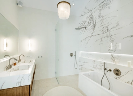 ÁTICO DUPLEX DE LUJO EN VENTA CON VISTAS IMPRESIONANTES EN NAGÜELES