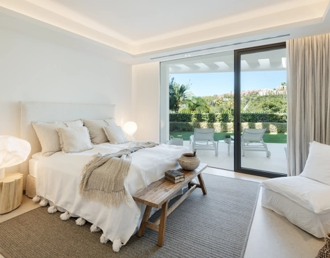 Villa for sale in La Quinta, Benahavis