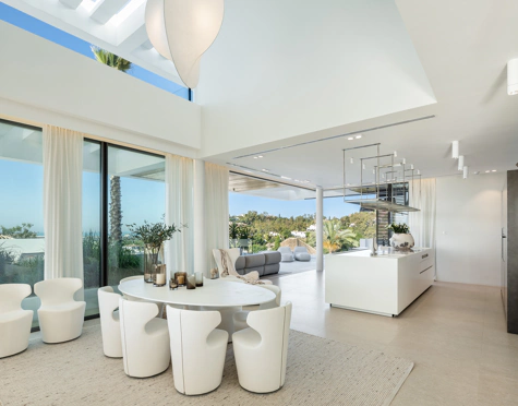 Villa for sale in La Quinta, Benahavis