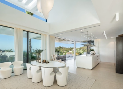 LUXURY VILLA FOR SALE IN LA QUINTA WITH STUNNING VIEWS