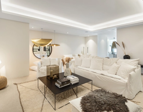 Villa for sale in La Quinta, Benahavis