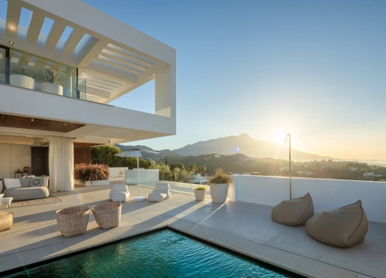 LUXURY VILLA FOR SALE IN LA QUINTA WITH STUNNING VIEWS