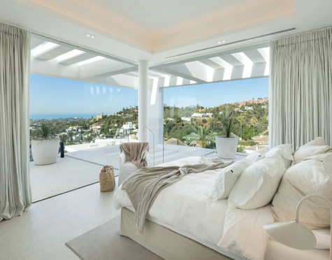 Villa for sale in La Quinta, Benahavis
