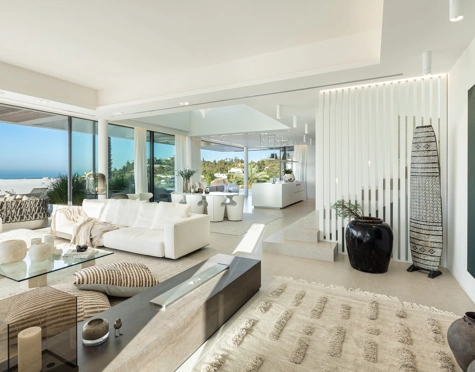 Villa for sale in La Quinta, Benahavis