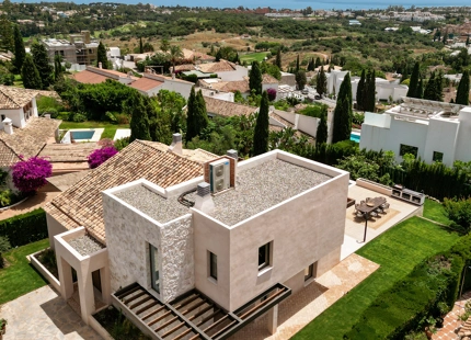 EXQUISITE 4-BEDROOM VILLA IN PARAISO ALTO FOR SALE