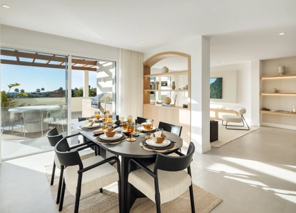 EXQUISITO PENTHOUSE DUPLEX DE LUJO CON PISCINA PRIVADA EN LES BELVEDERES, NUEVA ANDALUCÍA